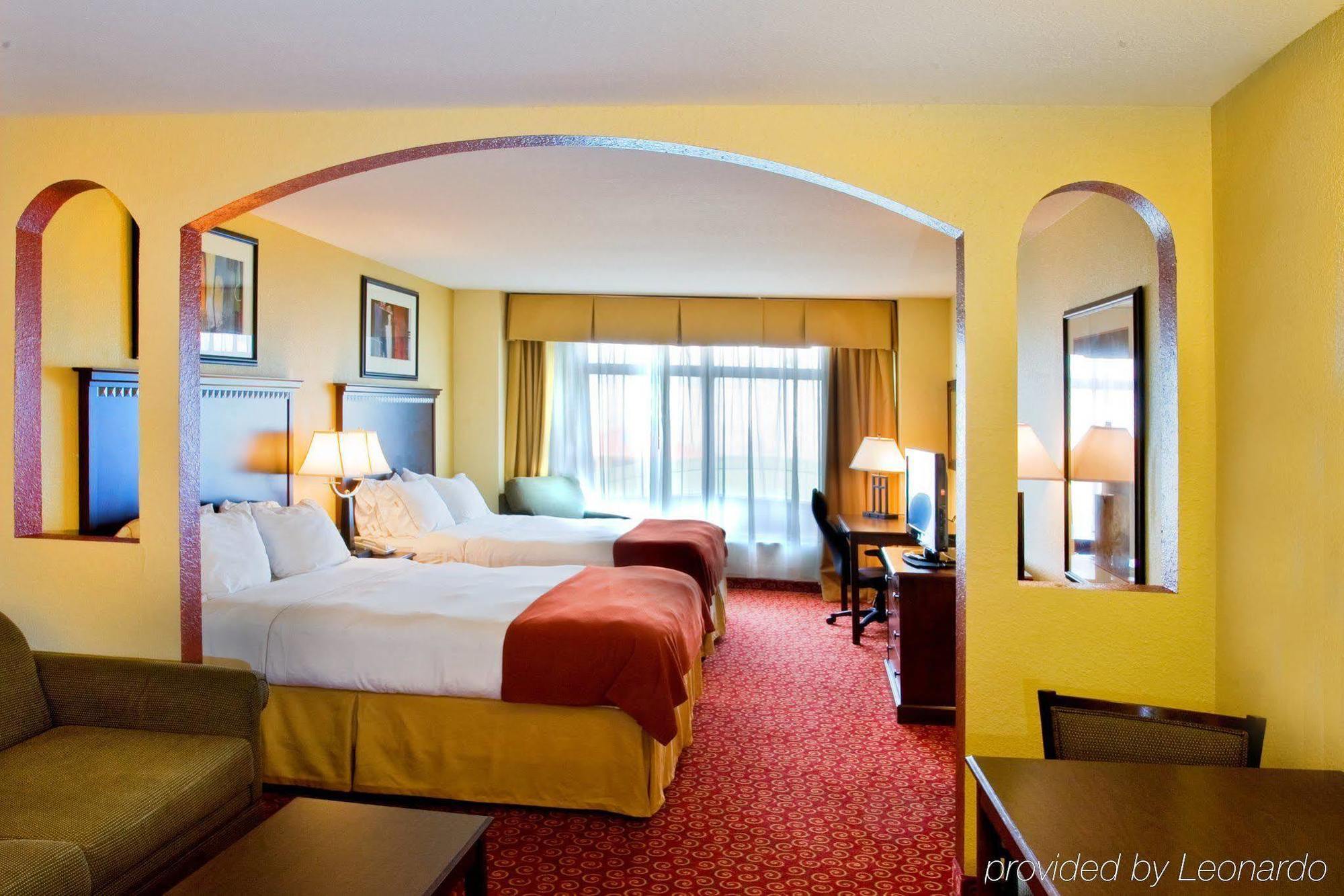 Holiday Inn Express Hotel & Suites Clewiston By Ihg Room photo